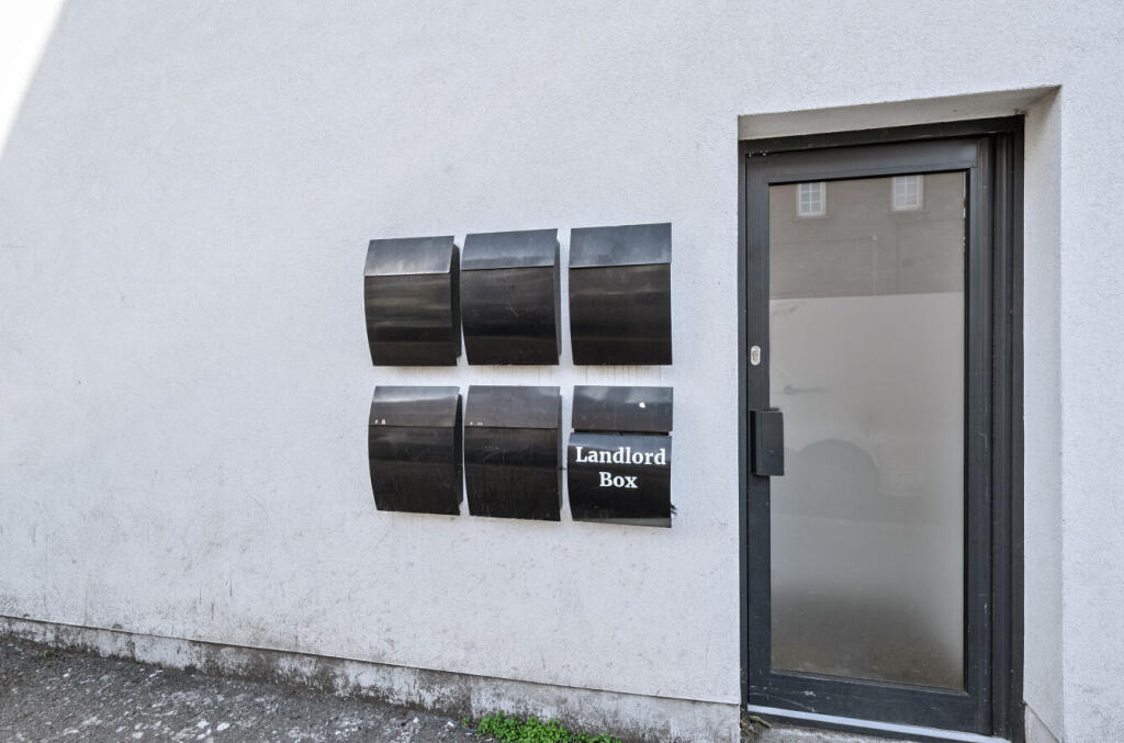 1363572-21-68e3aa...