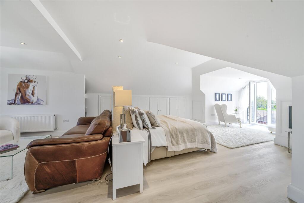 Principal Bedroom
