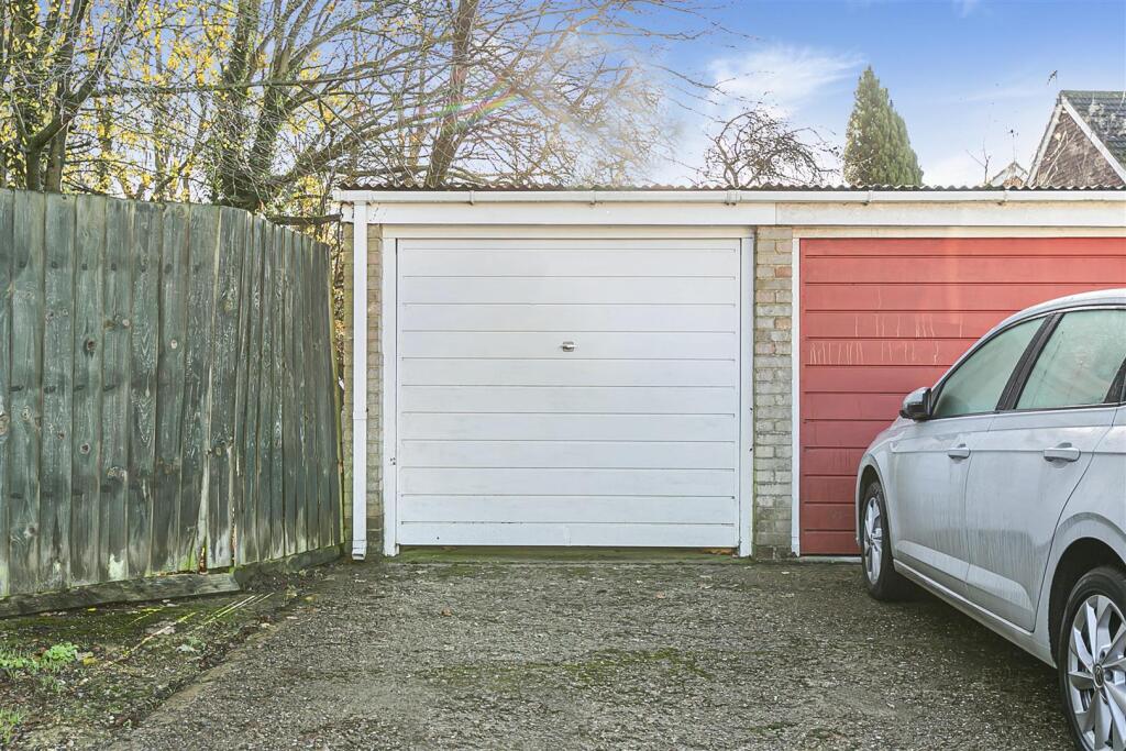 Single Garage