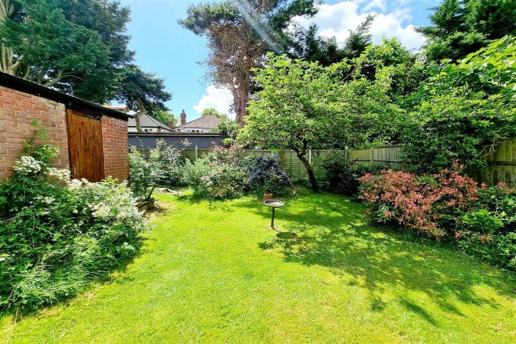 GARDEN PIC 2: