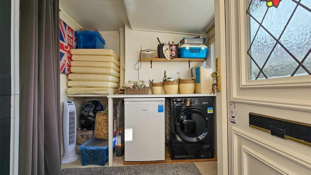 Garage/Utility Area