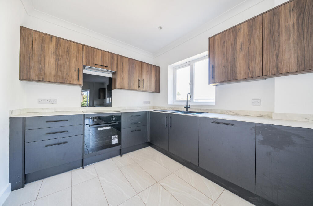 1350771-19-68c2cd...