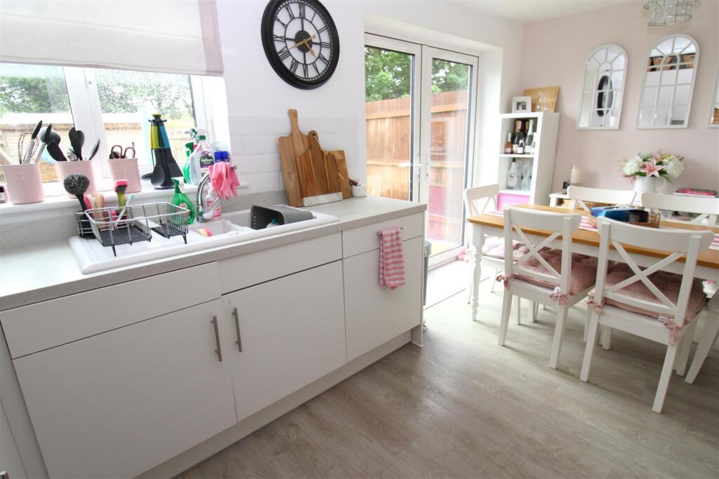kitchendiner 2.JPG