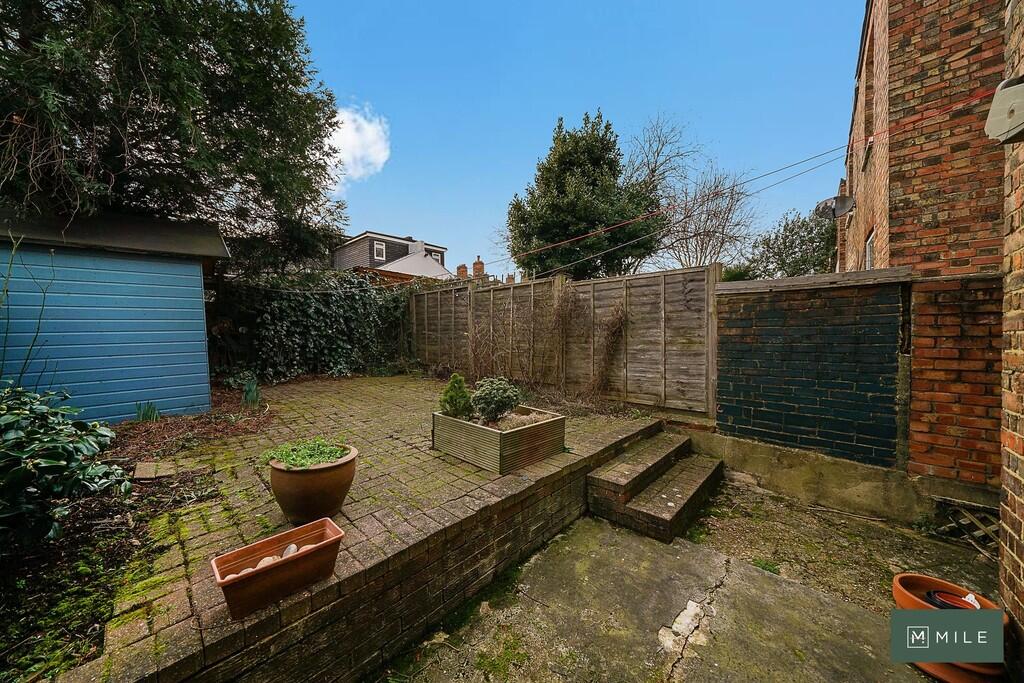 62 Leghorn Road -...