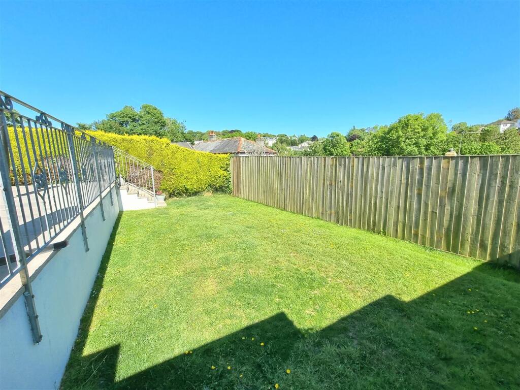 Lawn.jpg