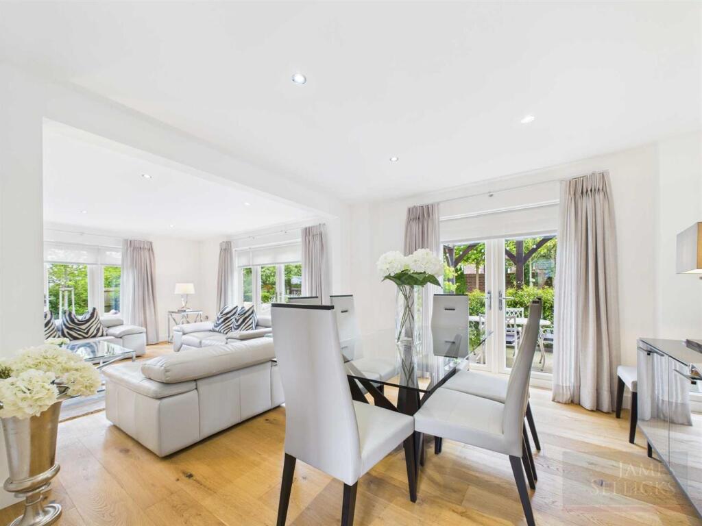 Open Plan Sitting and Dining Room