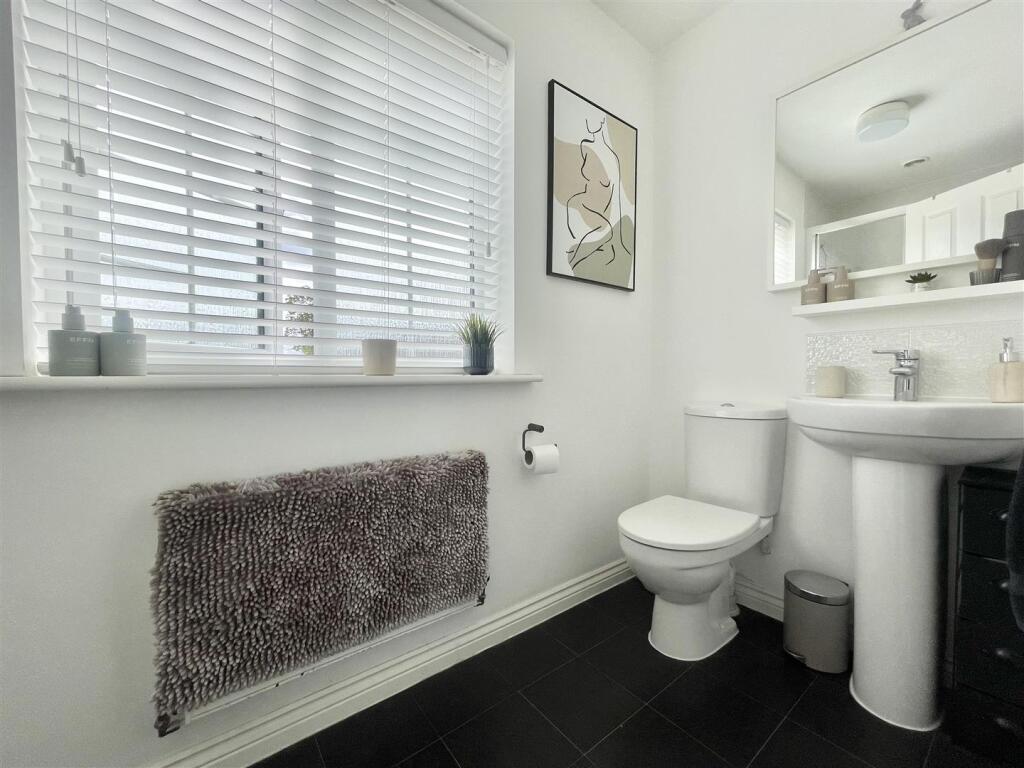 En-Suite Shower Room