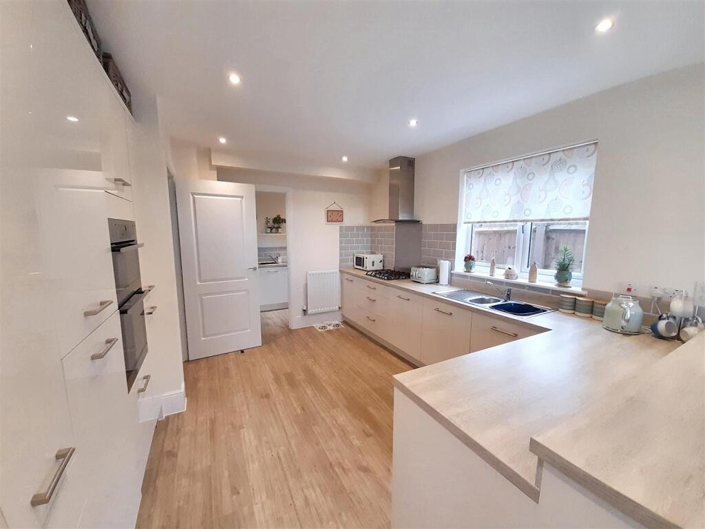 Kitchen dining room 1 new.jpg