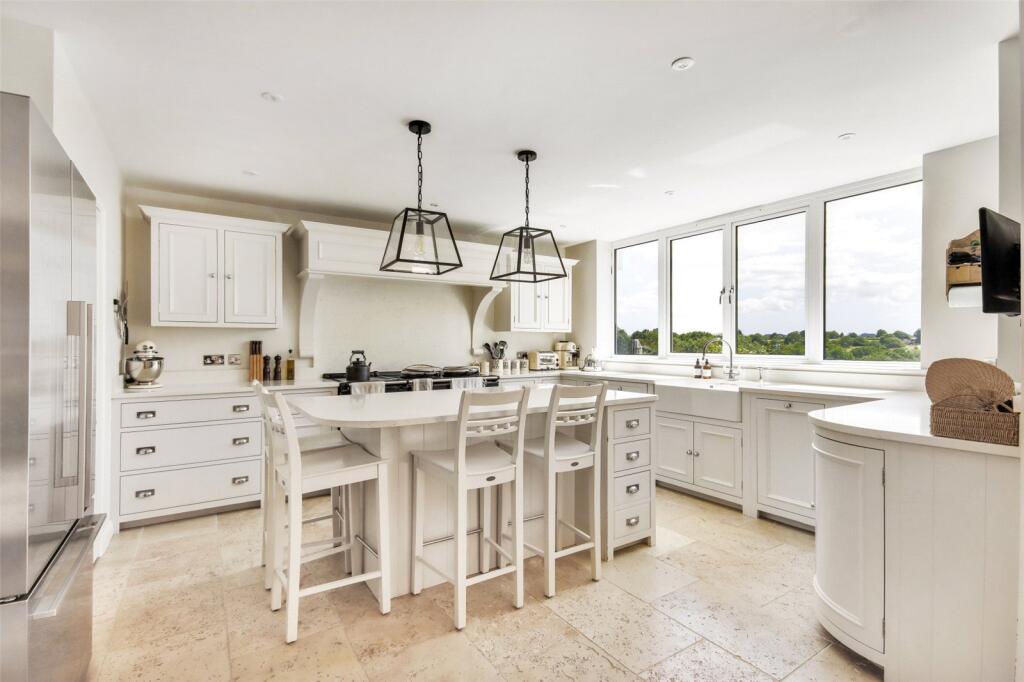 Kitchen/Dining