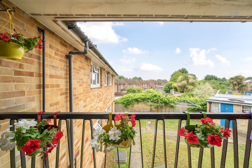 1302948-4-6841a95dec708