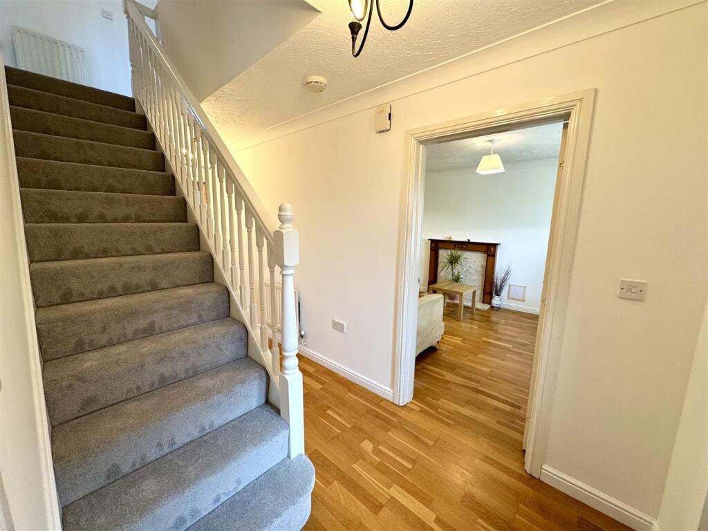 FIRST FLOOR STAIRS AND LANDING