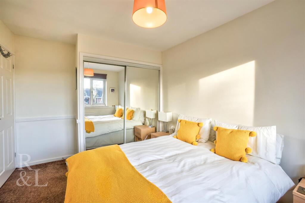 102 Lindisfarne (10).jpg