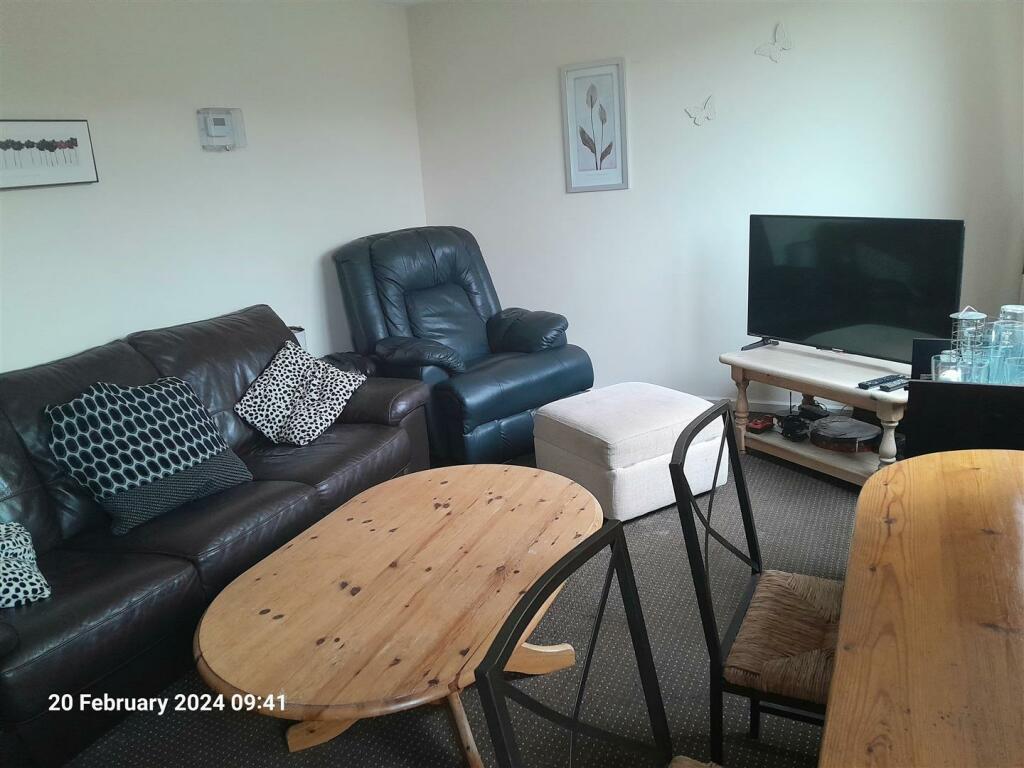 lounge 4