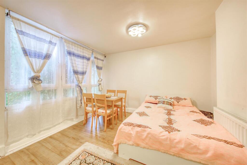 Eden Harper Tulse Hill