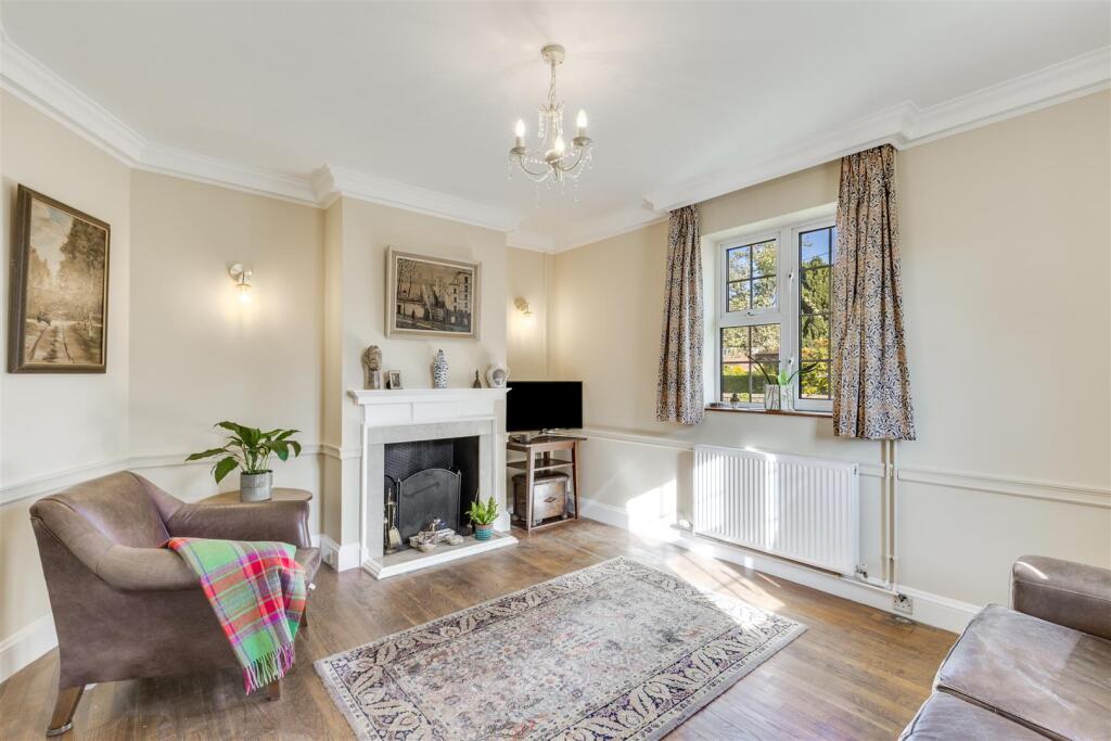 Souberie Avenue 38-16.jpg