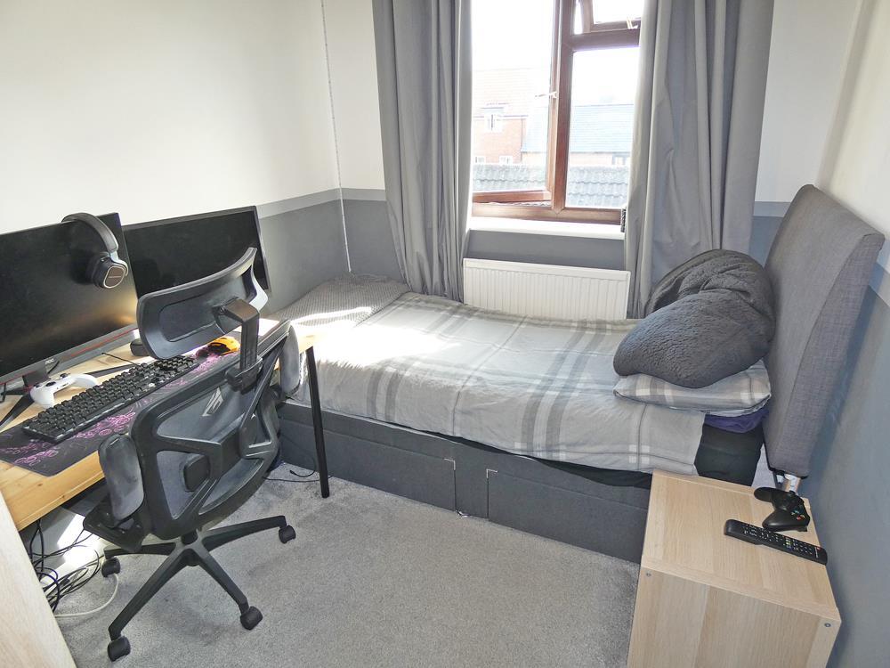 2293bed3.jpg