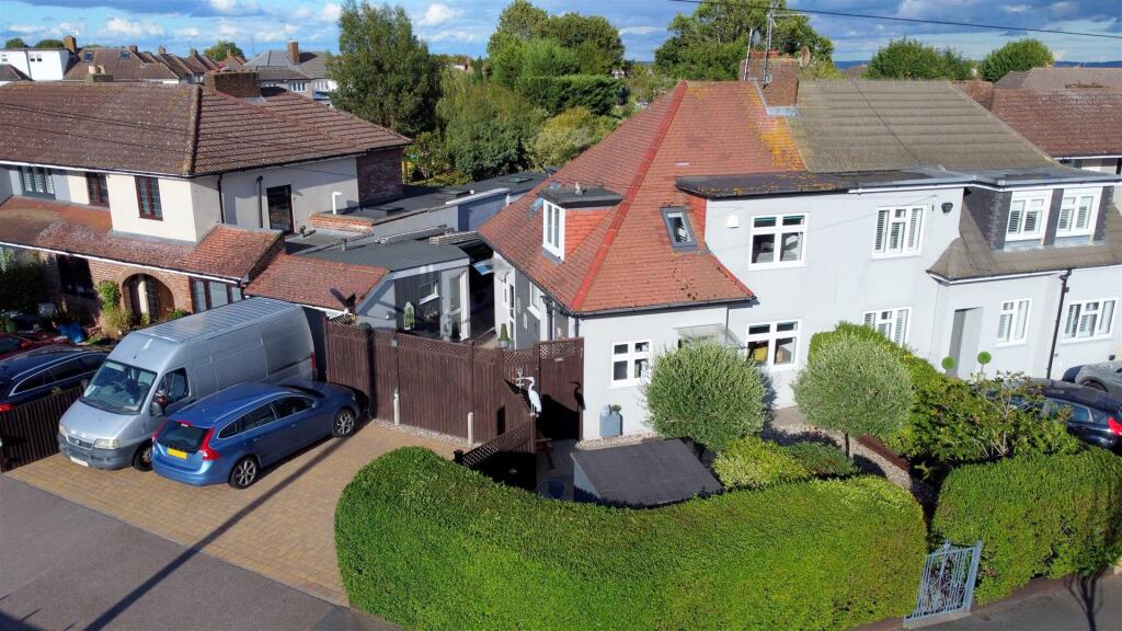 dji_fly_20250904_171318_991_1757002425284_photo_op