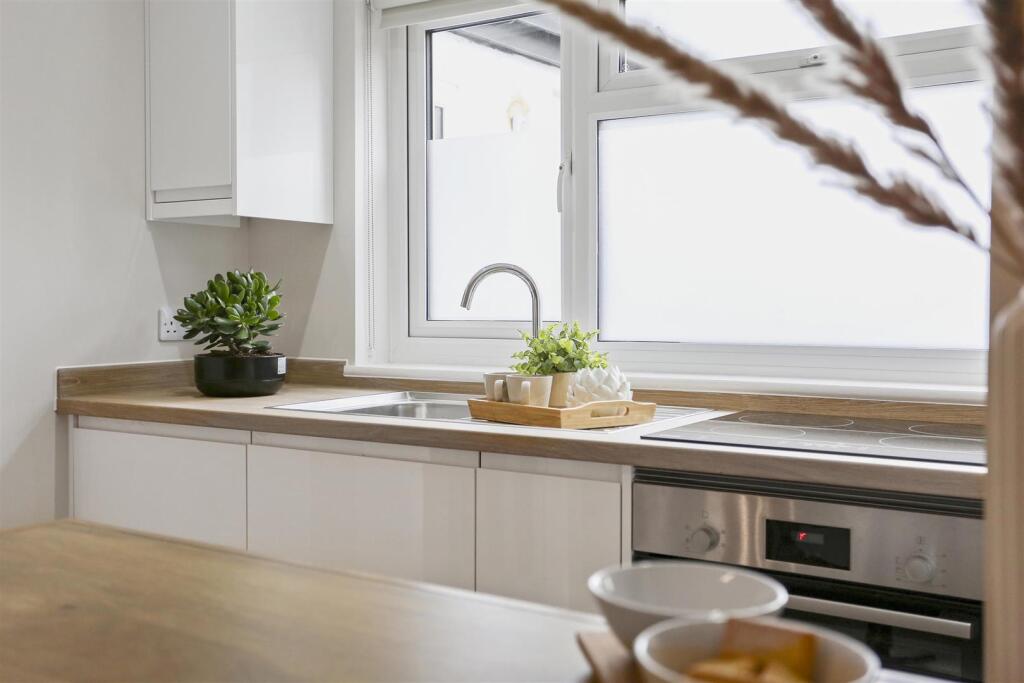 1512101255 - F10 - 16.jpg