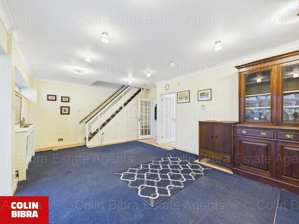 CAM04175G0-PR0064...