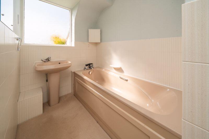 BEDROOM 1 EN-SUITE