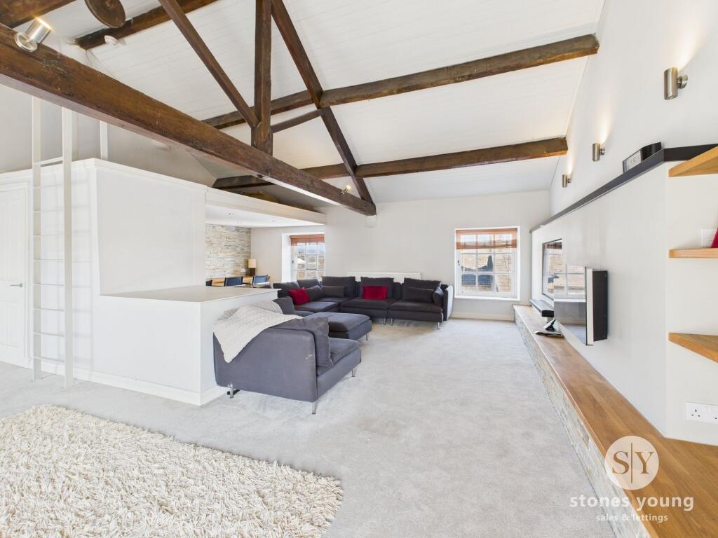 Attic Room/Bedroom 1