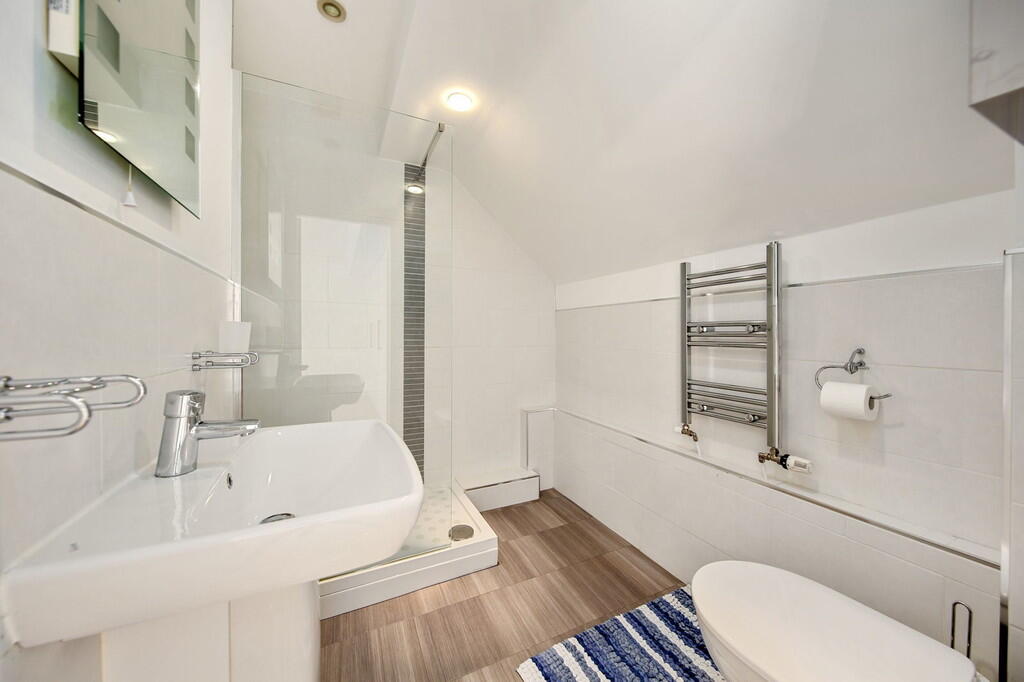 Ensuite_169571862...