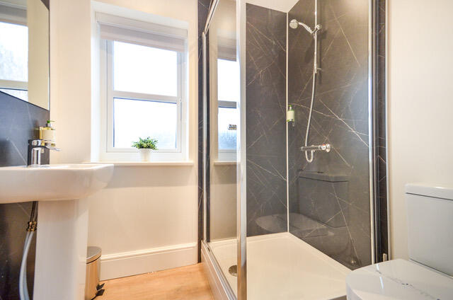 5. Shower Room.jpeg