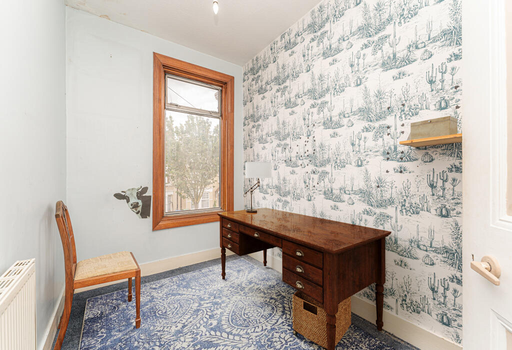 Melbourne Ave, bedroom/office