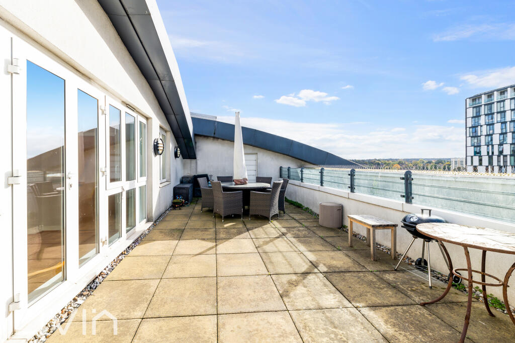 PARK LANE 88 FLAT 16- (11)
