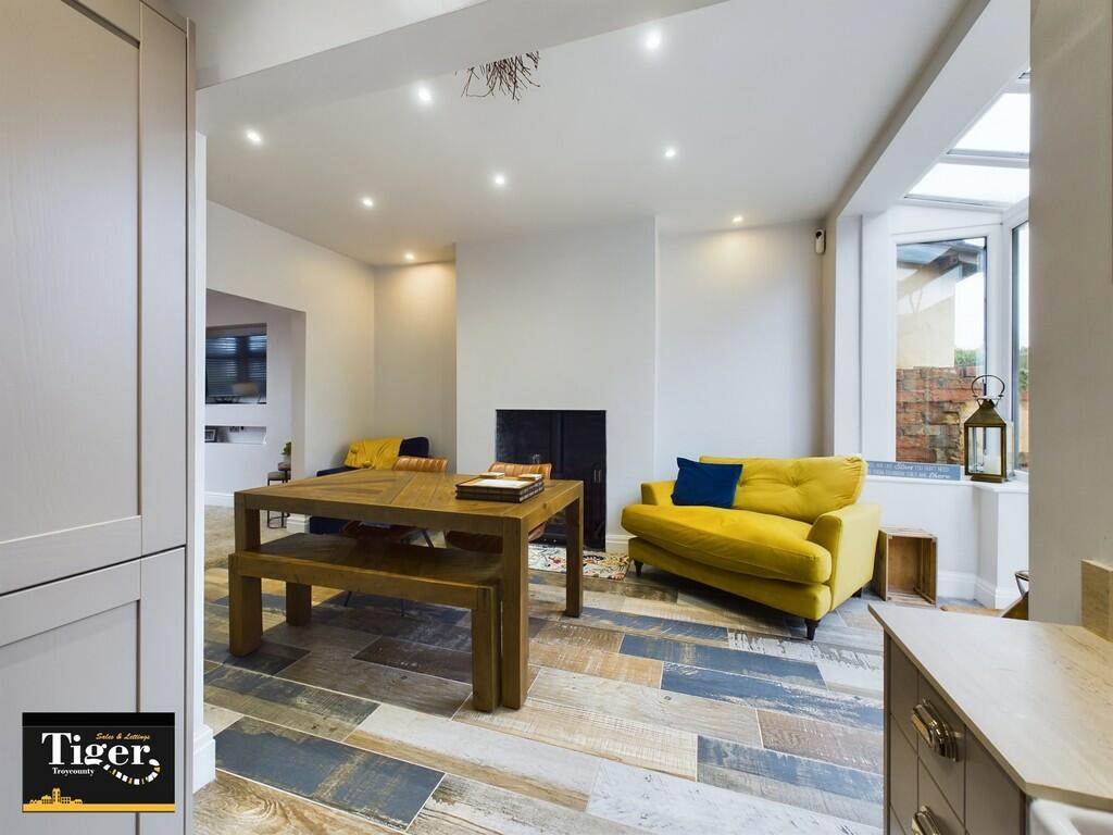 CAM03440G0-PR0006...