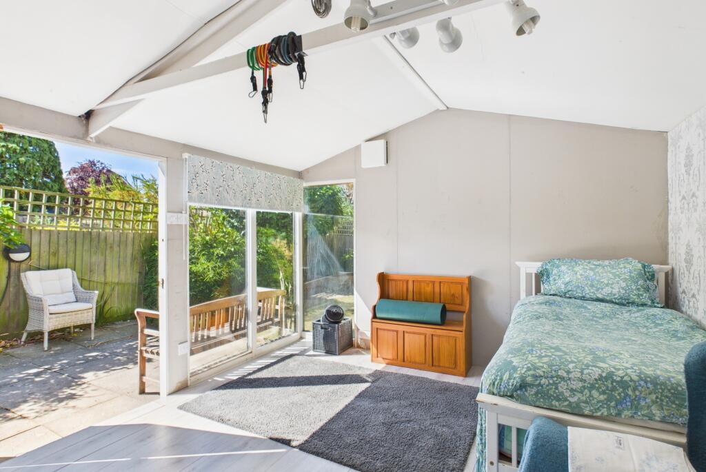 CAM02545G0-PR0475-STILL015