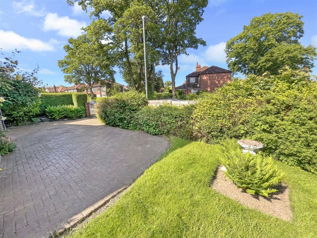 Driveway.jpg