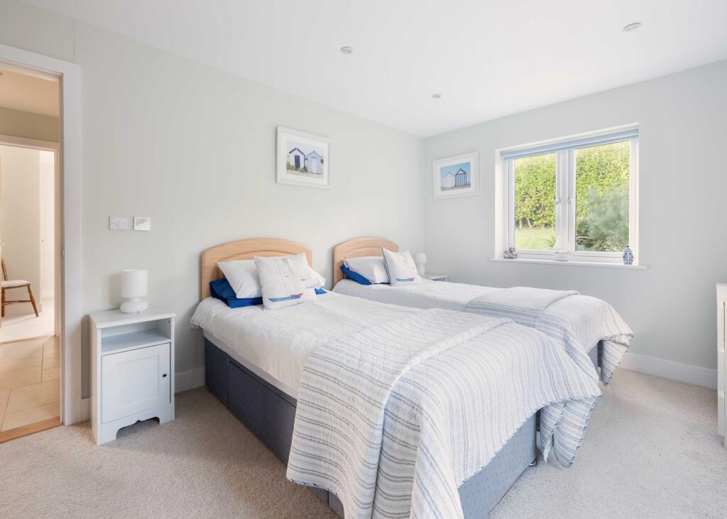 6866990a2be39_The-Cottage-16