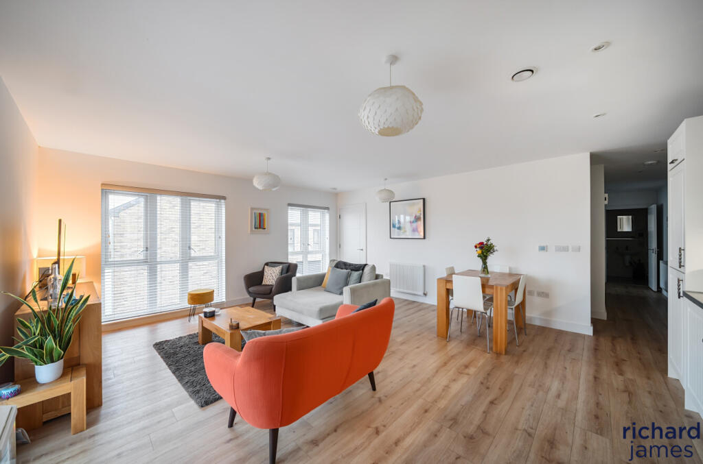 f5abaf0e0acc4d7888a23d3a9147c2a2