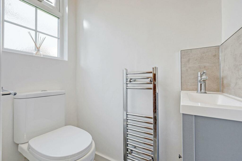 77 HIGH STREET DOWN WC.jpeg