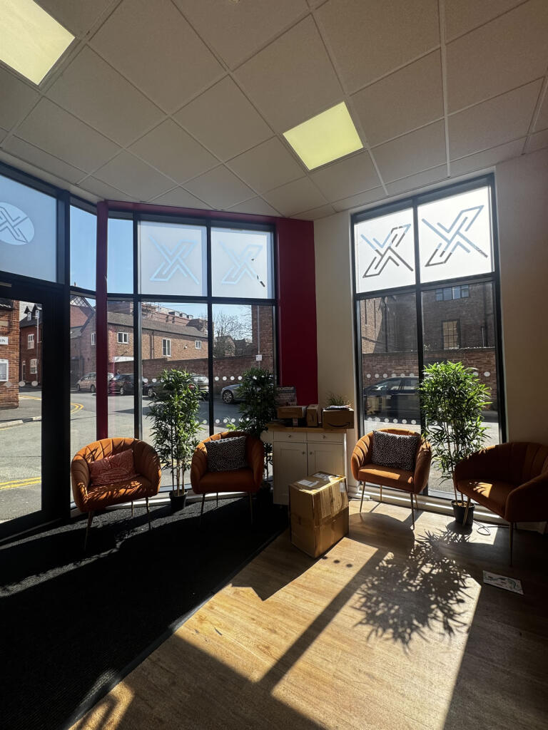 chrnclehouse2223IMG_4532.jpg