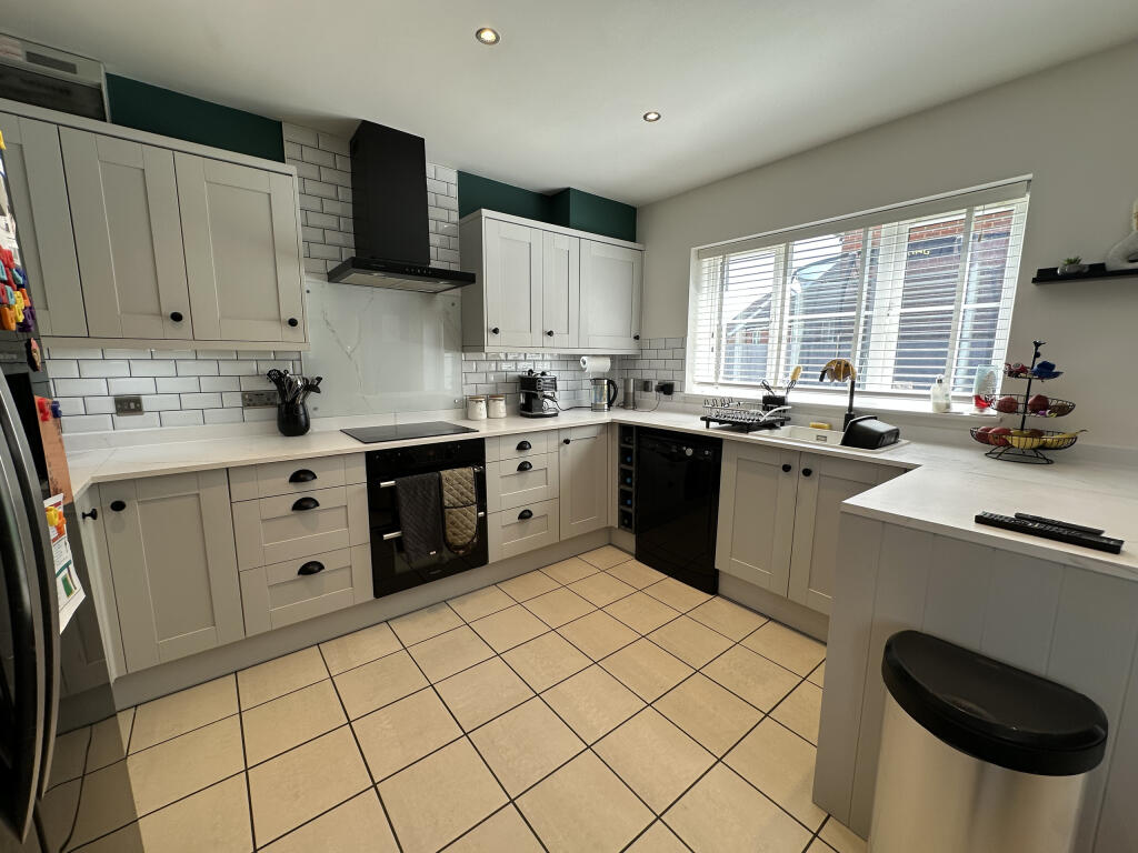 Photo 19-05-2025, 11 52 36