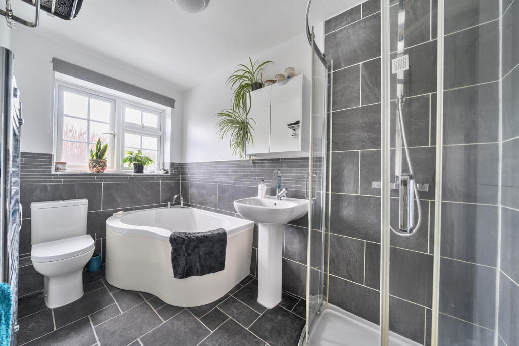 1341992-17-689e01...