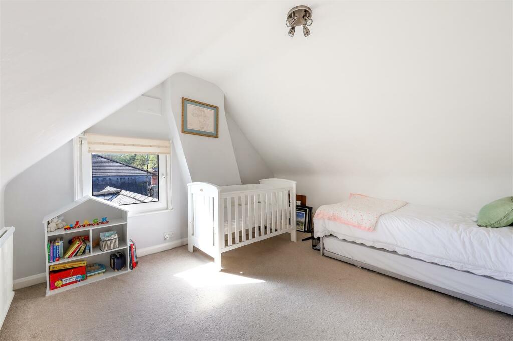 TOWER ROAD, 20A (10).jpg