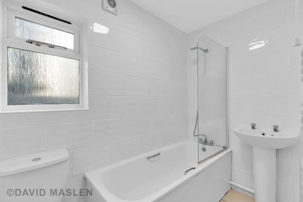 bathroom.jpeg