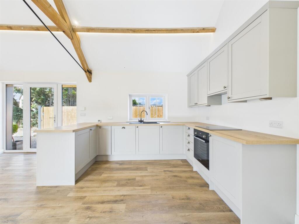 Fabulous Open Plan Living Kitchen