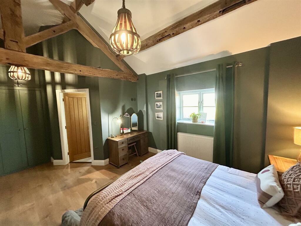 bed11.JPG