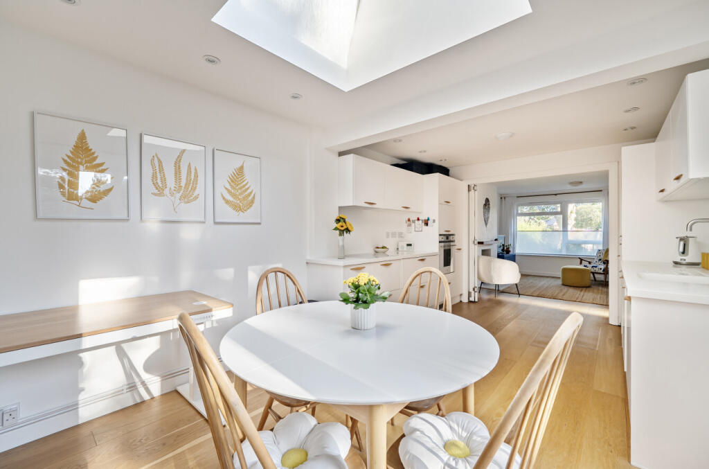 1364459-18-68e784...