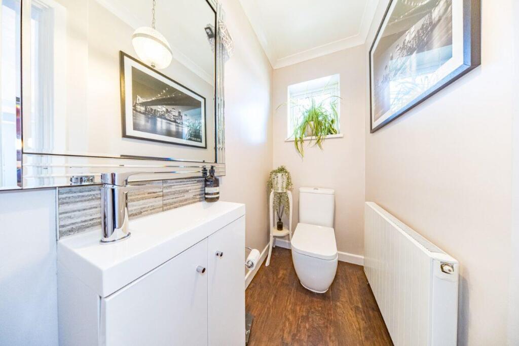 20 Hillschool Road cloaks.jpg