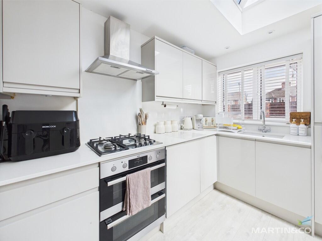 CAM03111G0-PR0315...