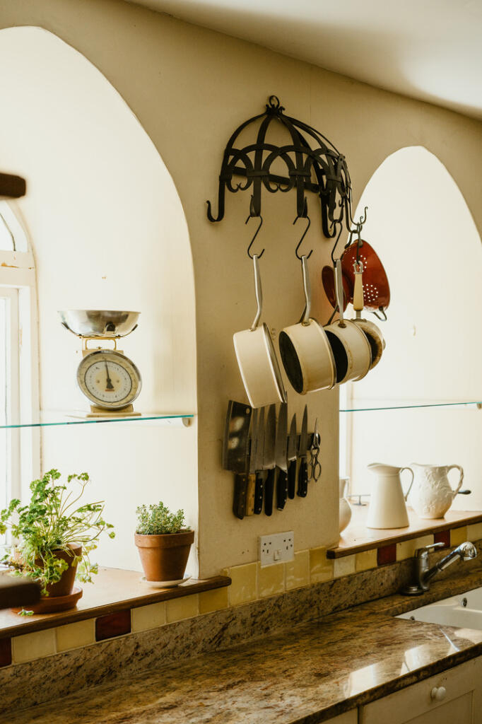 284580 - B0014273.jpg