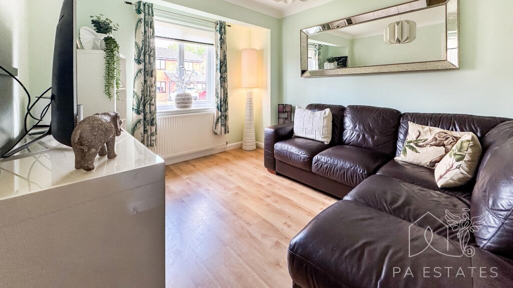 Sitting room.