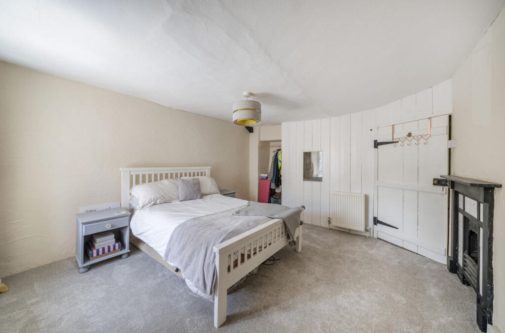 1318133-12-686546...