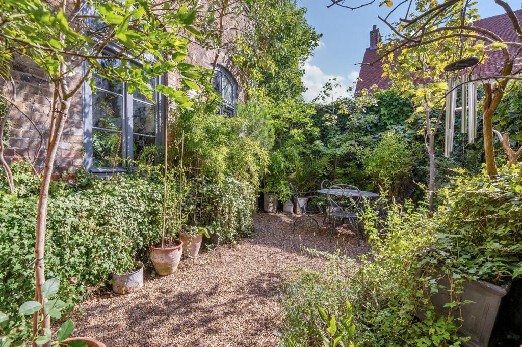 Garden (3)