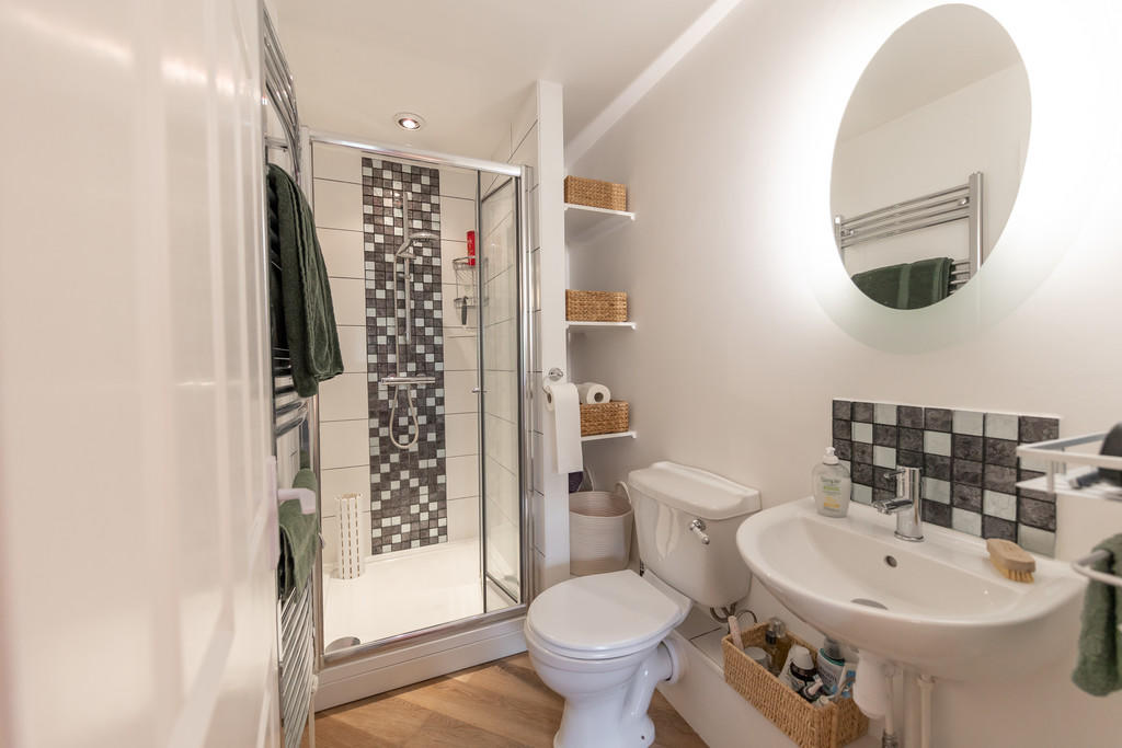 Shower room 